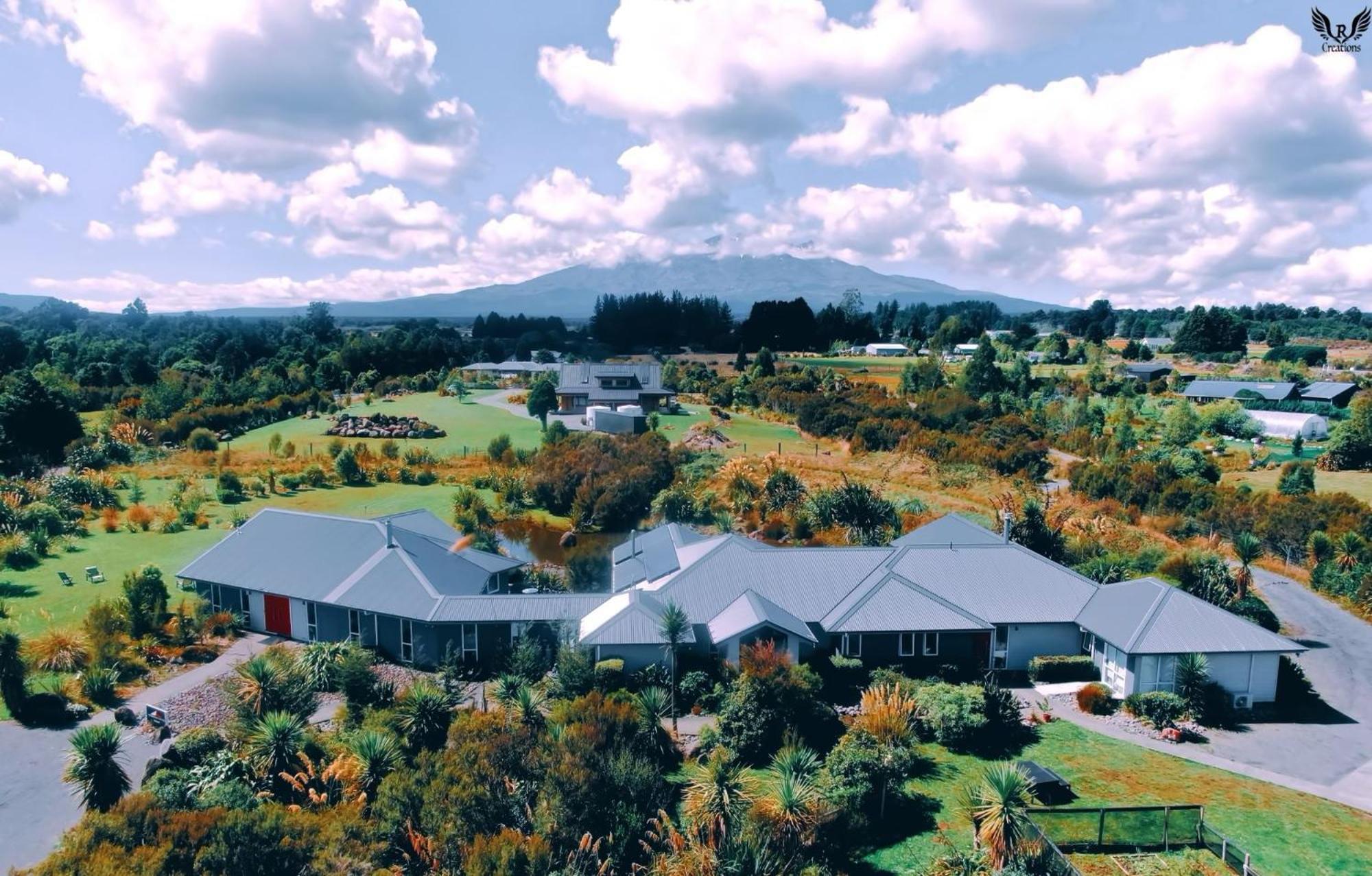 Tongariro Suites Охакуне Экстерьер фото